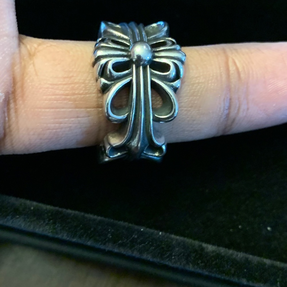 Chrome Hearts Double Floral Crossing Ring